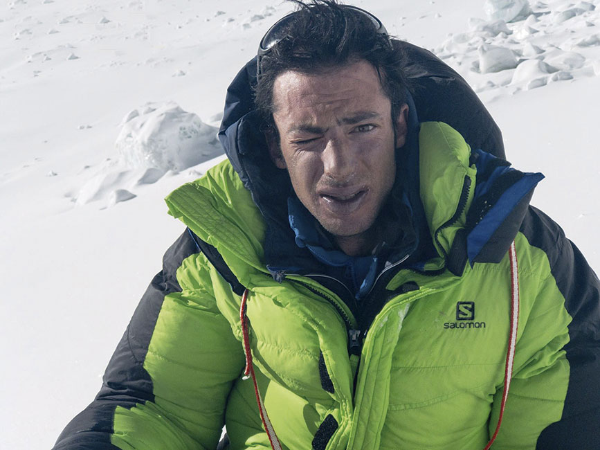 Kilian Jornet vuelve al Campamento tras su segunda cumbre al Everest