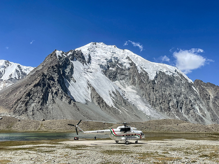 ComunismoKorzhenevskayaMatiMarin11