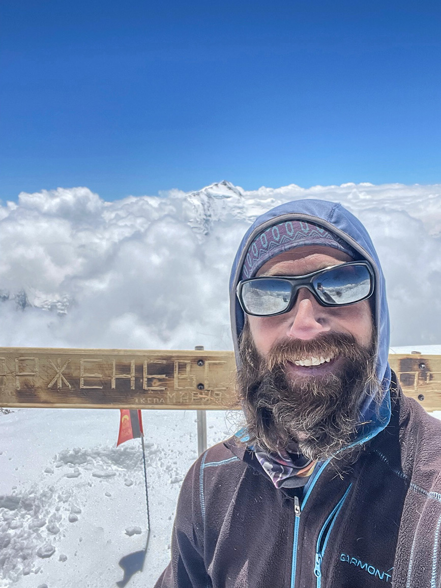 ComunismoKorzhenevskayaMatiMarin9